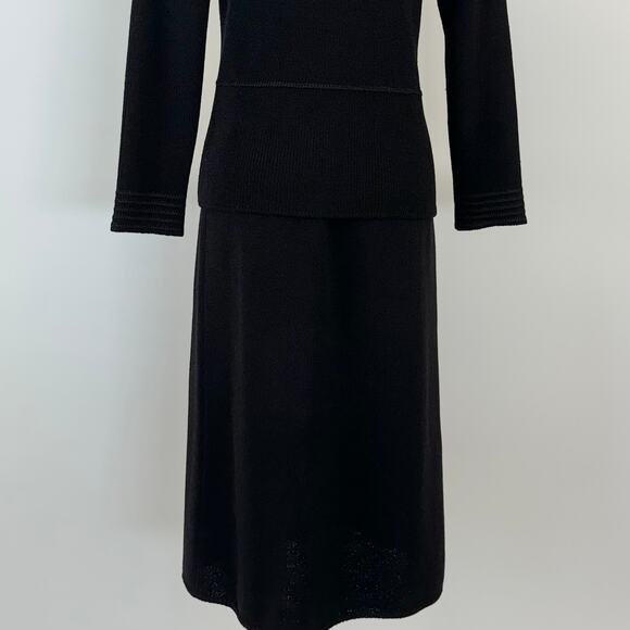 St. John Vintage Santana Knit SET Blazer and Skirt Suit Black | Fits like M - Picture 12 of 15